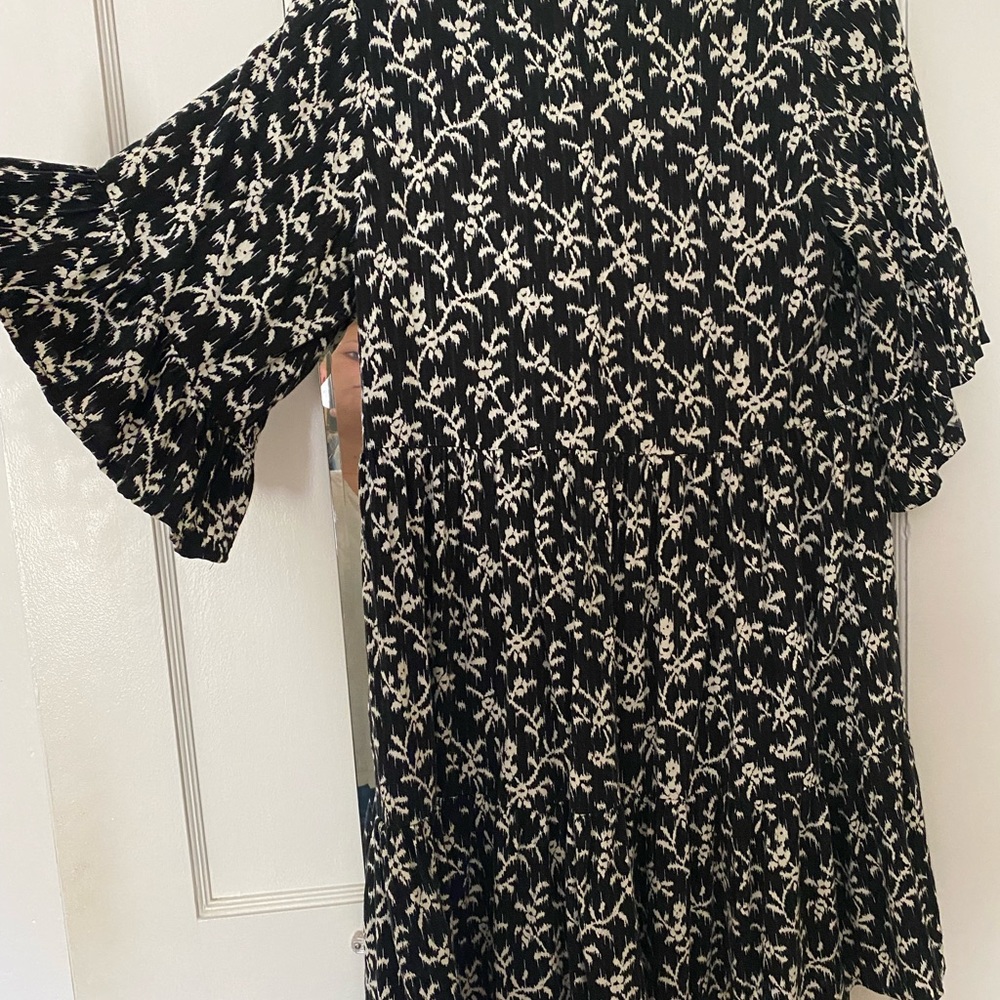 Universal Thread Dress - Picture 4 of 5